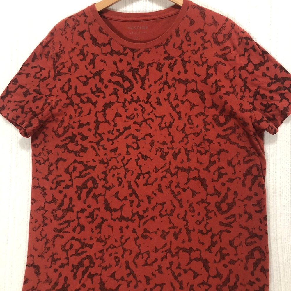 Vestige Laboratory XXL T-Shirt Red Abstract Print Short Sleeve‎